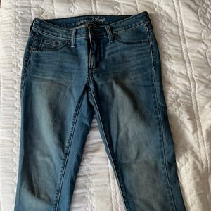 Light skinny jeans